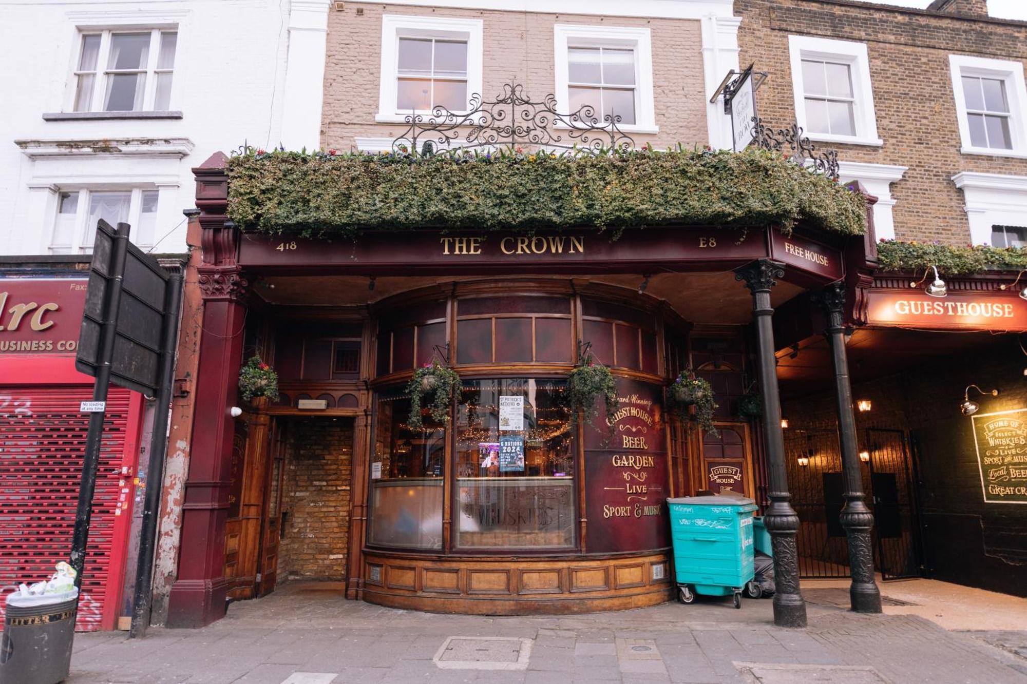 The Crown Pub & Guesthouse Londra Esterno foto