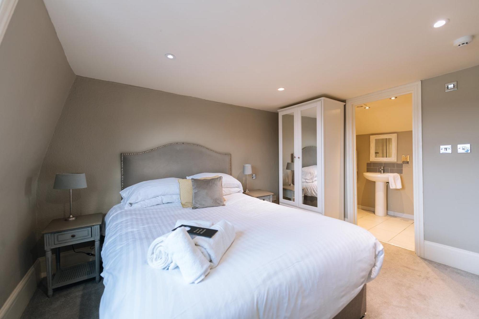 The Crown Pub & Guesthouse Londra Esterno foto