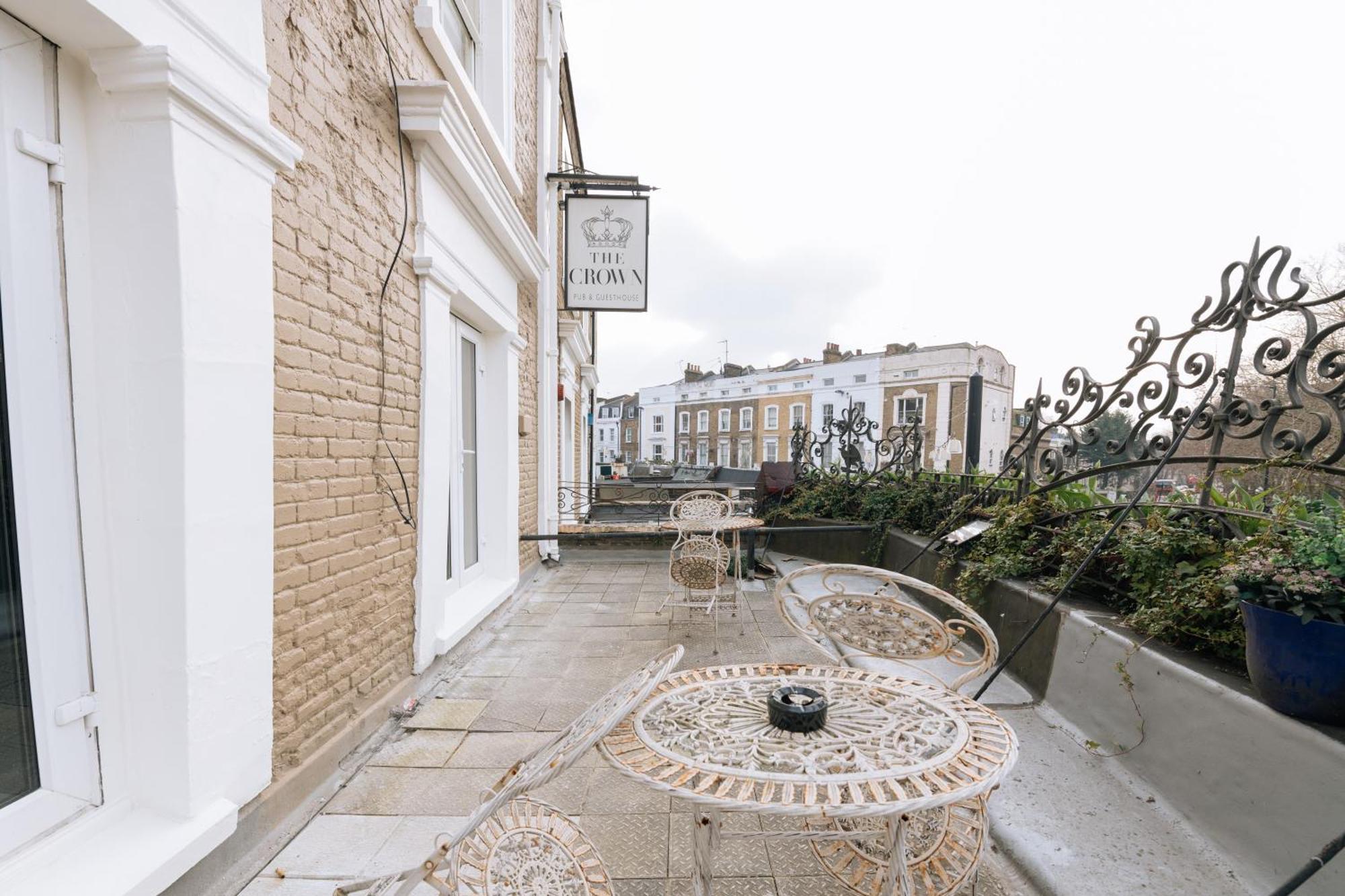 The Crown Pub & Guesthouse Londra Esterno foto