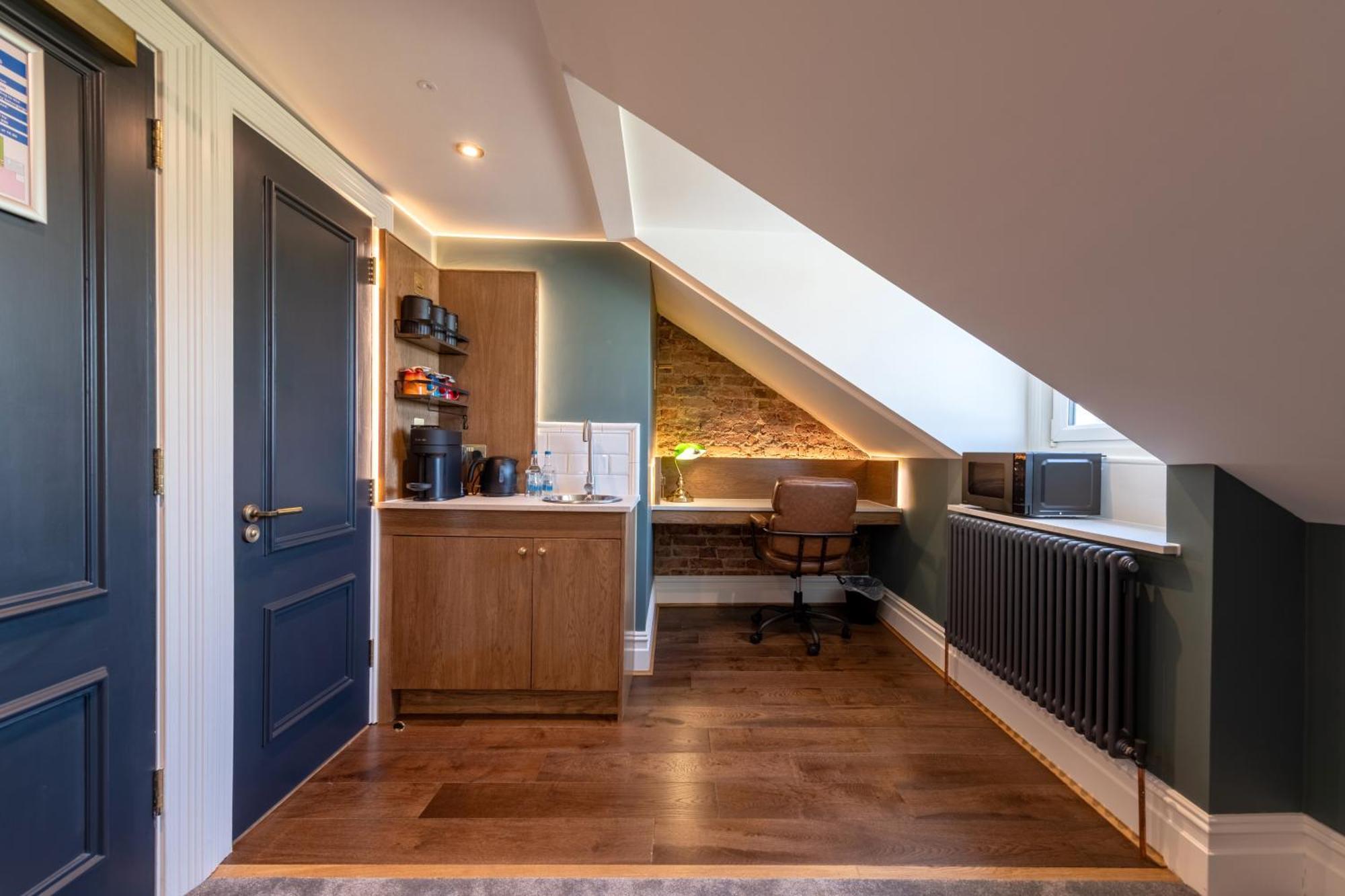 The Crown Pub & Guesthouse Londra Esterno foto