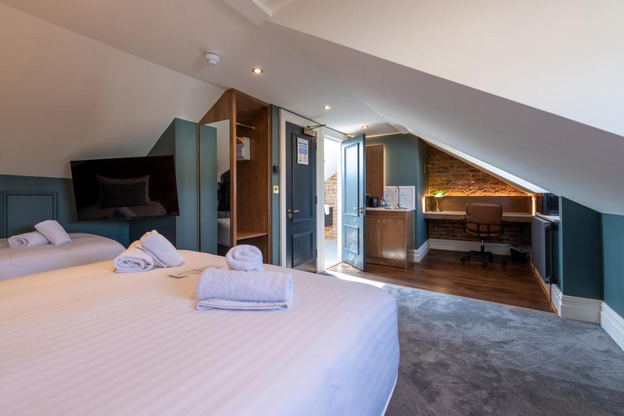 The Crown Pub & Guesthouse Londra Esterno foto