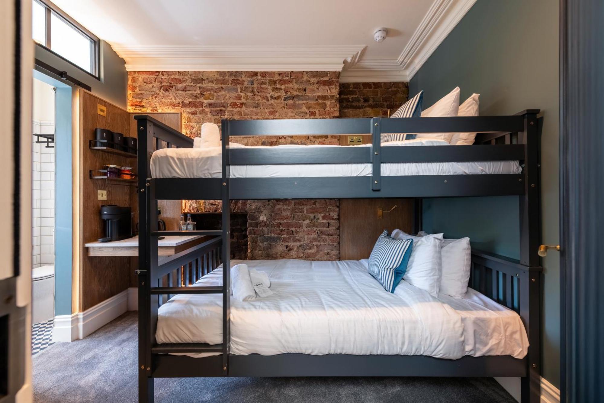 The Crown Pub & Guesthouse Londra Esterno foto
